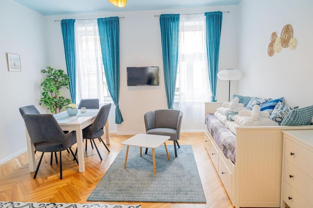 Boutique Newly Renovated Wien